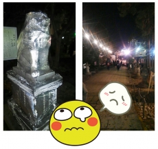 悲しき参道風景…